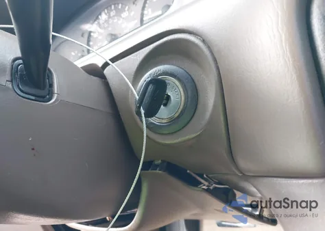 1999 Toyota Camry Ce z USA, uszkodzony, nr VIN 4T1BG22KXXU447710